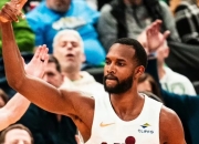 开云官方app入口-篮网B队翻盘凯尔特人B队，米切尔打破历史纪录