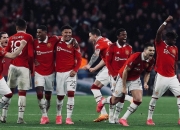 开云体育直播-曼联完胜巴萨，德利赫特打破历史纪录