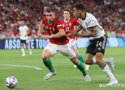 开云官方app入口-荷兰大胜波黑，锁定欧洲杯席位