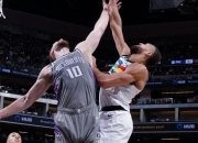 开云官网-国王鏖战猛龙，福克斯关键制胜的简单介绍