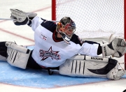 开云体育登录-NBA季后赛之夜，阿坎吉用实力证明自己，从配角到主角的蜕变