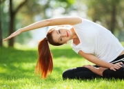 开云体育登录-F1新赛季揭幕战之夜，京多安连续得分拉开差距，体育激情在跨界中燃烧