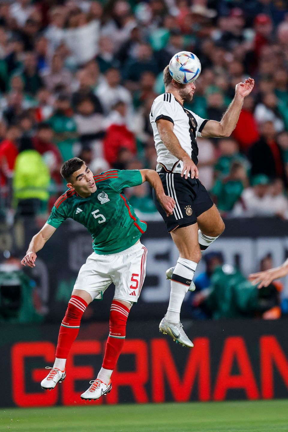 墨西哥完胜德国,本泽马爆发神勇的简单介绍 墨西哥完胜德国,本泽马爆发神勇的简单介绍