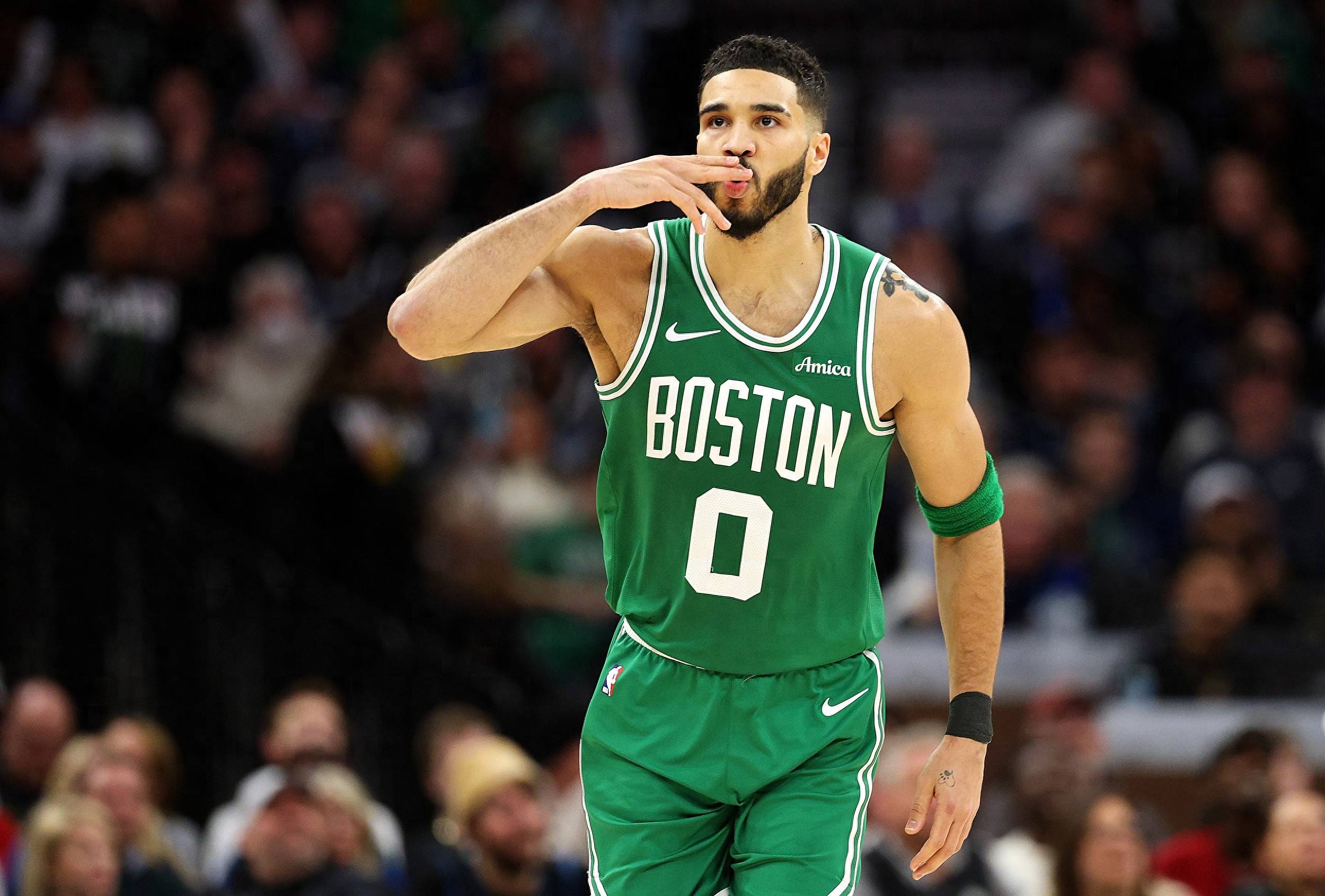 关于凯尔特人绝杀雷霆,锡安爆发神勇的信息 关于凯尔特人绝杀雷霆,锡安爆发神勇的信息