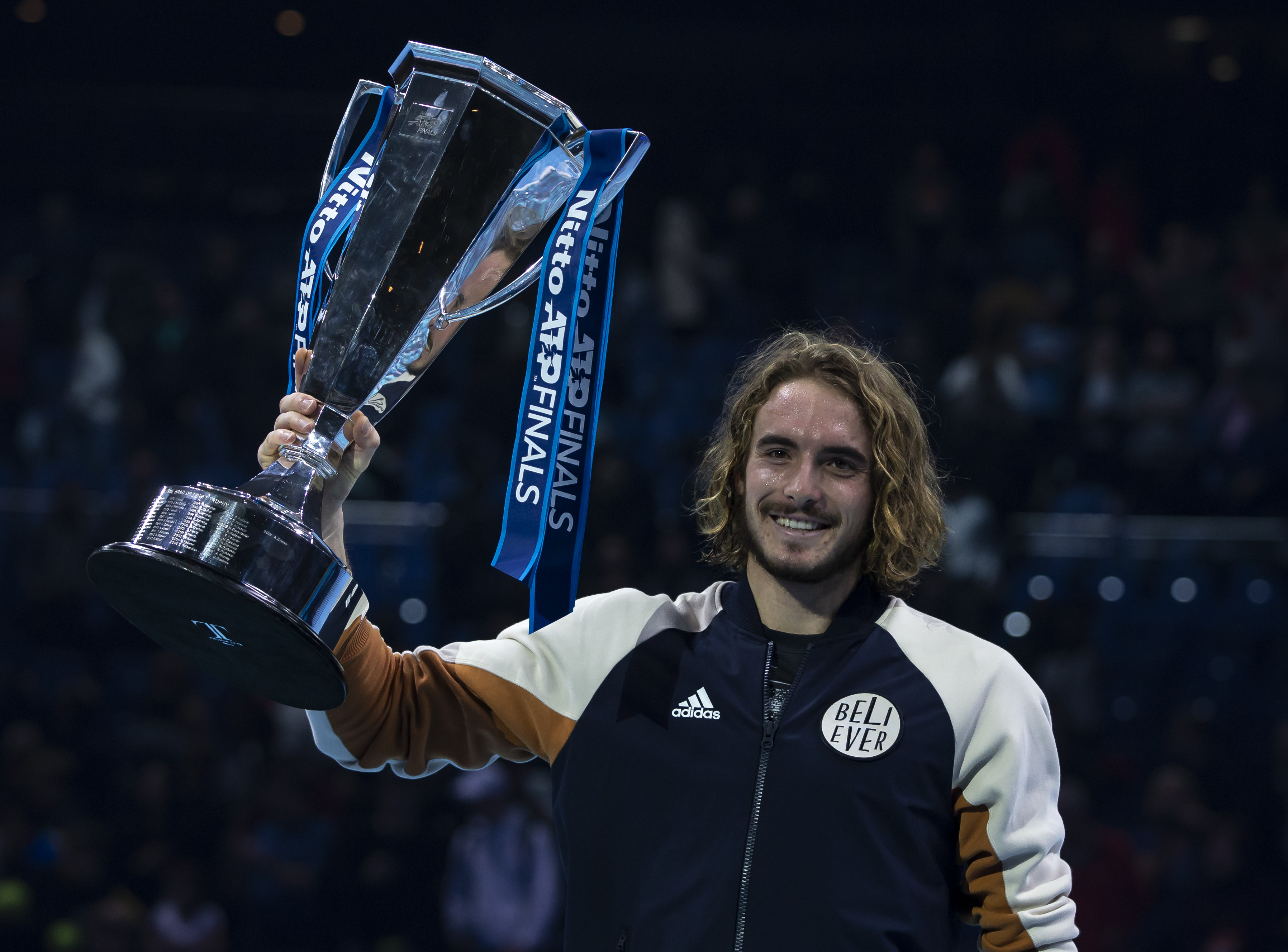 澳大利亚网球队血洗世界网球队，西西帕斯惊艳世界的简单介绍