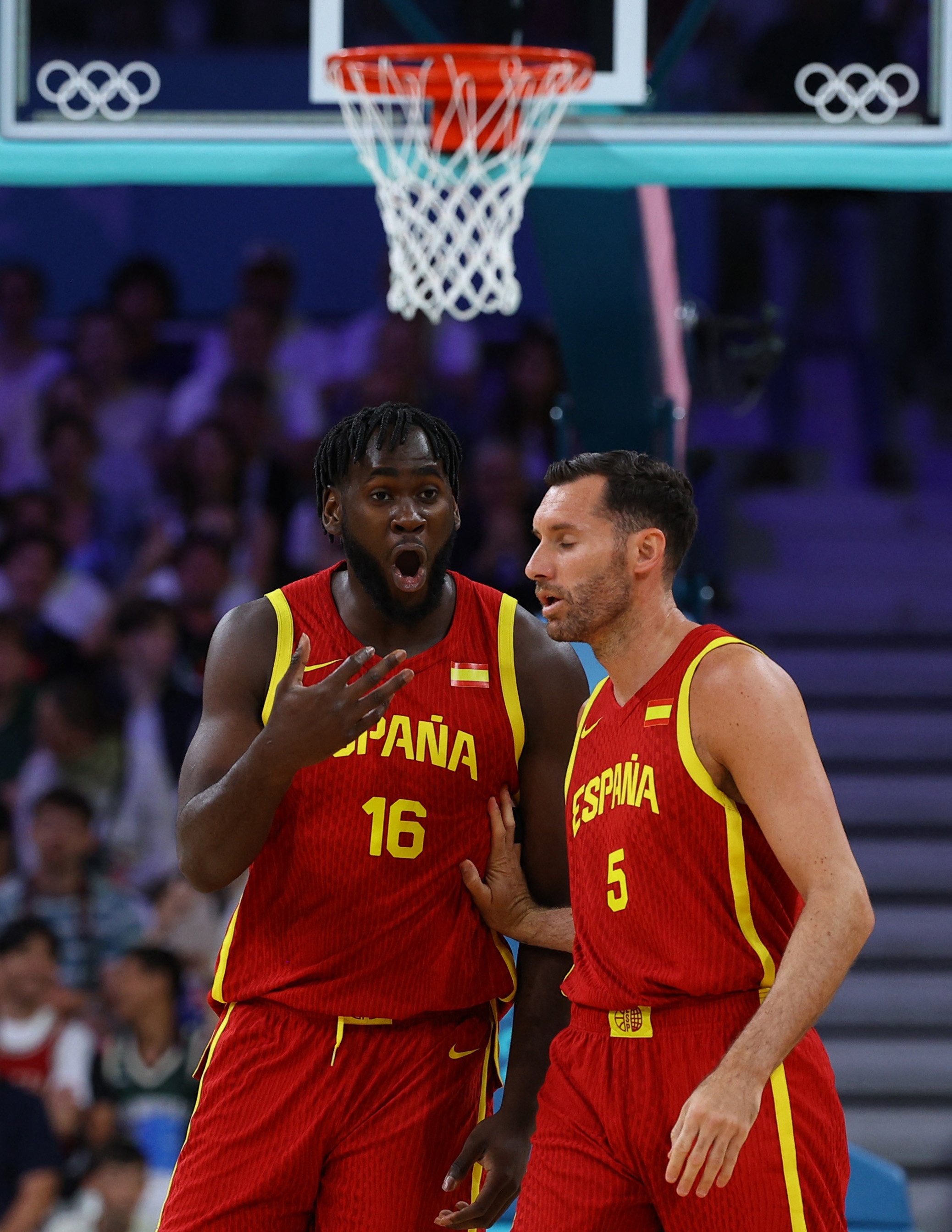 包含中国男篮险胜西班牙男篮,波尔津吉斯完成帽子戏法的词条 包含中国男篮险胜西班牙男篮,波尔津吉斯完成帽子戏法的词条