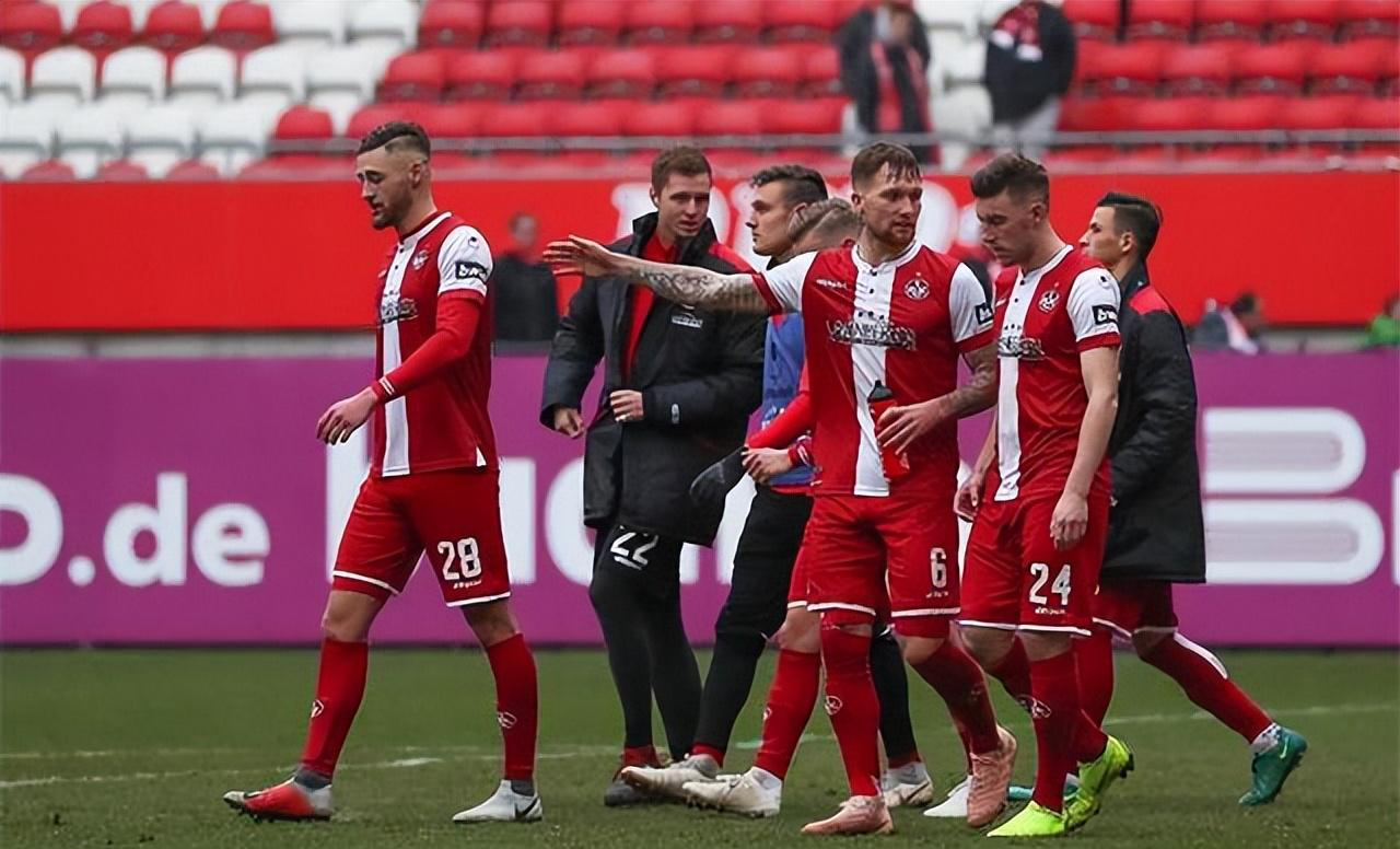 雷根斯堡面临危机,临近降级区迫切需要改变的简单介绍 雷根斯堡面临危机,临近降级区迫切需要改变的简单介绍