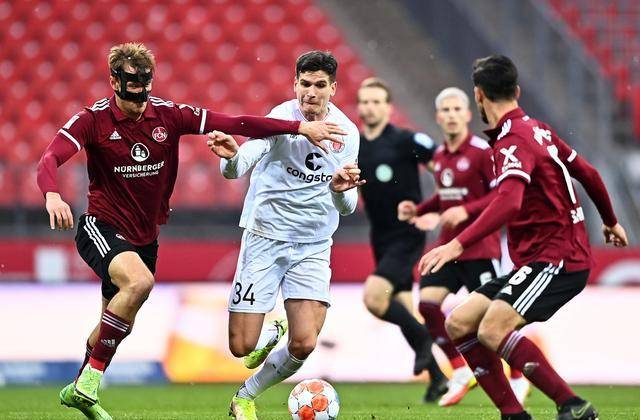 雷根斯堡面临危机,临近降级区迫切需要改变的简单介绍 雷根斯堡面临危机,临近降级区迫切需要改变的简单介绍