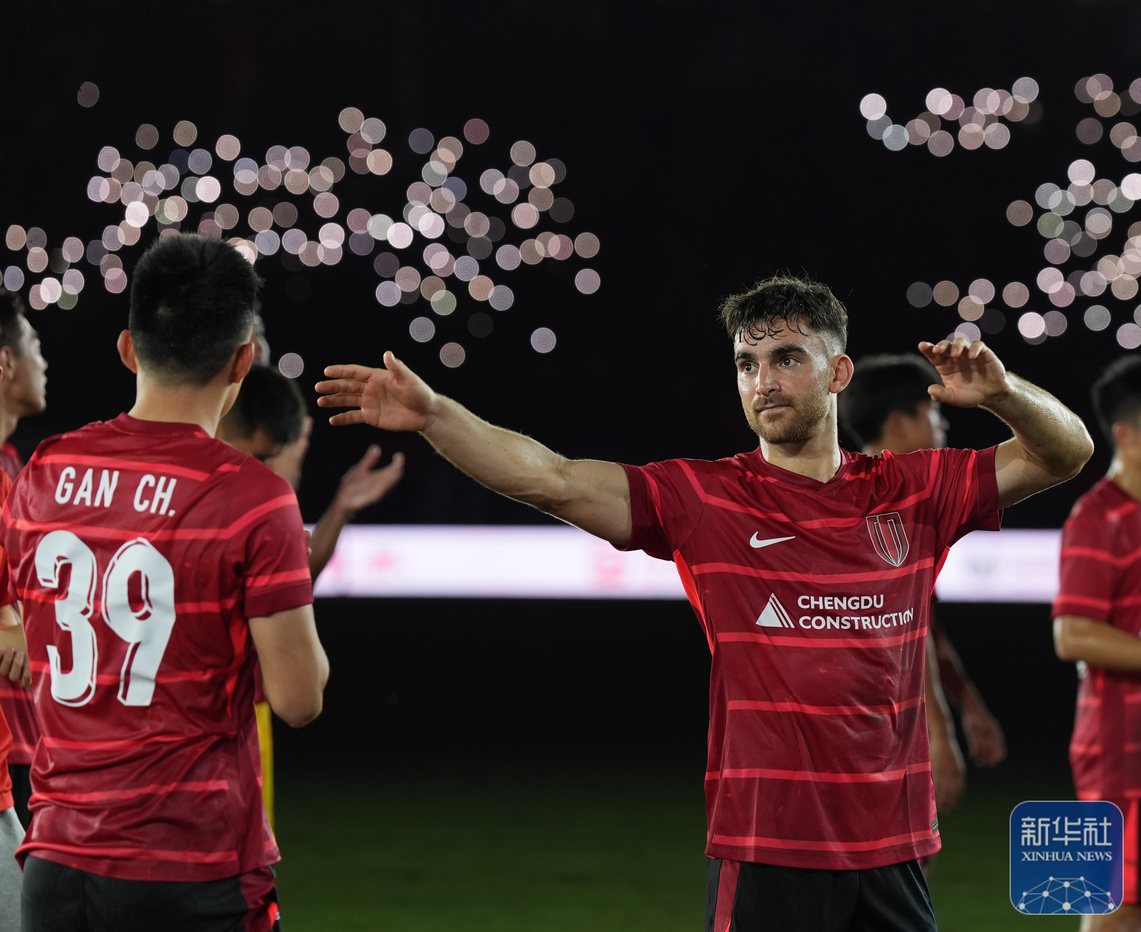 关于曼城轻松斩获,小组出线希望倍增的信息 关于曼城轻松斩获,小组出线希望倍增的信息