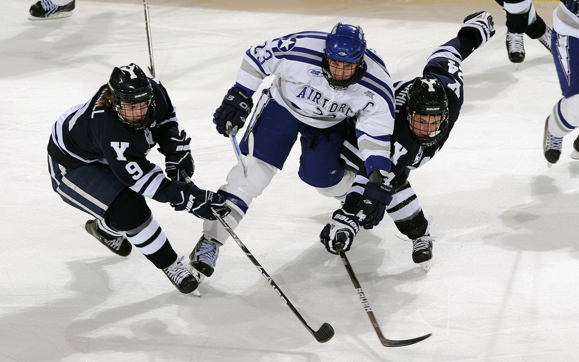 基米希一锤定音,拜仁终结土耳其旋风展露欧冠底蕴
