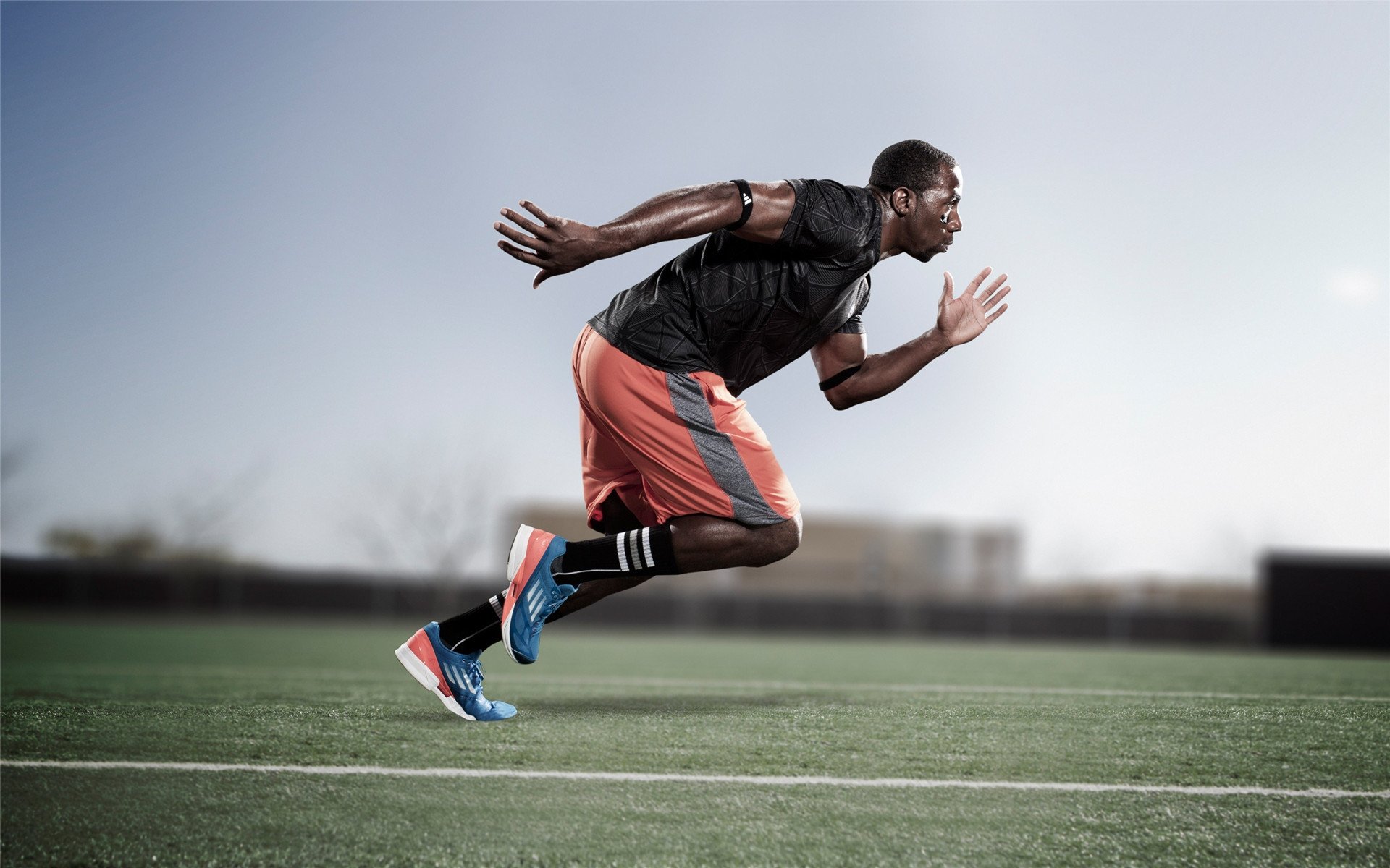 鹈鹕鏖战马刺,王哲林统治全场,东方巨塔的圣城宣言